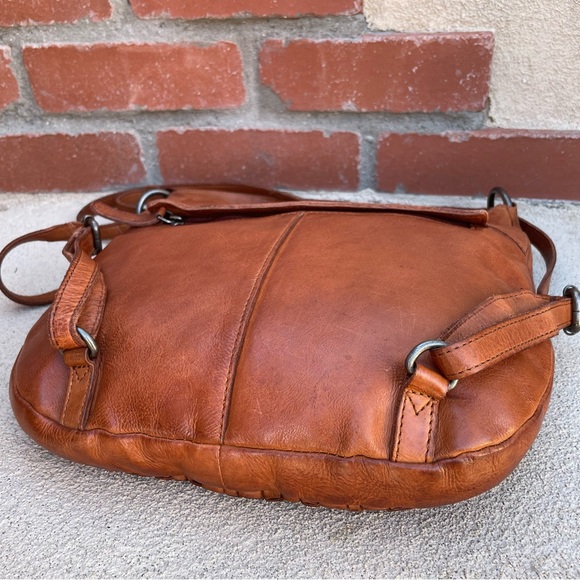 Vilenca Holland 🇳🇱 Woven Leather Convertible Hobo/ Backpack Bag in Cognac - Picture 6 of 9